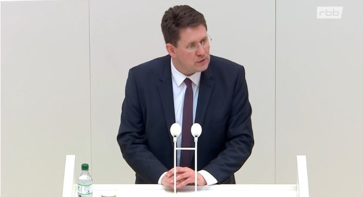 BVB / FREIE WÄHLER fordert individuelle schulbezogene Maßnahmen