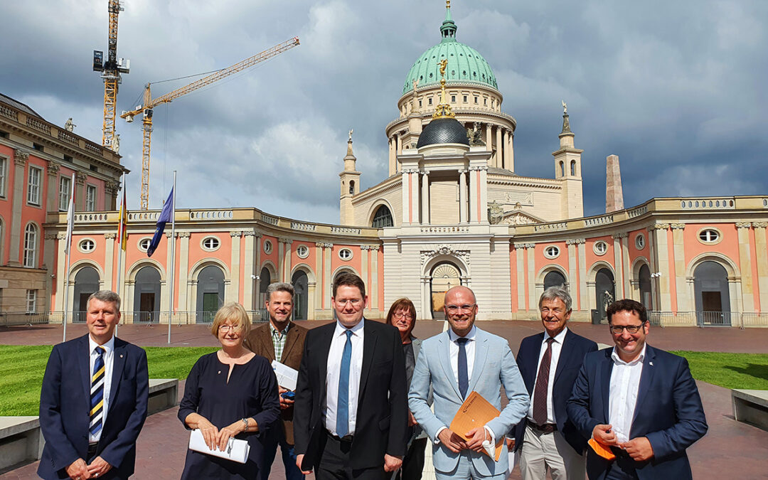 Landtagsfraktionen aus Bayern und Brandenburg vereinbaren Kooperation